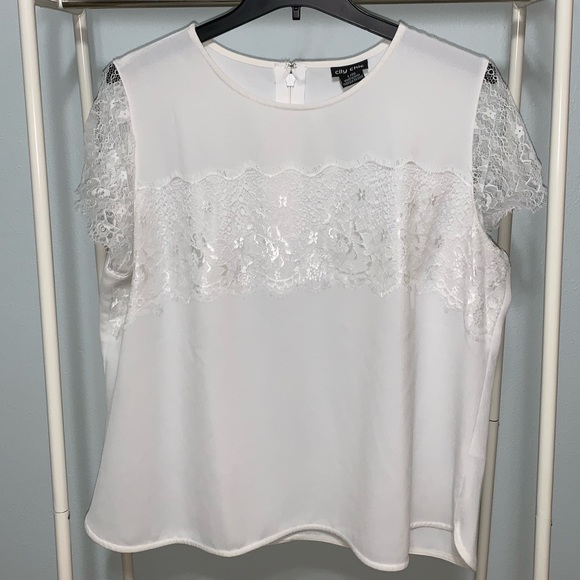 City Chic White Lace Panel Top - Picture 5 of 8